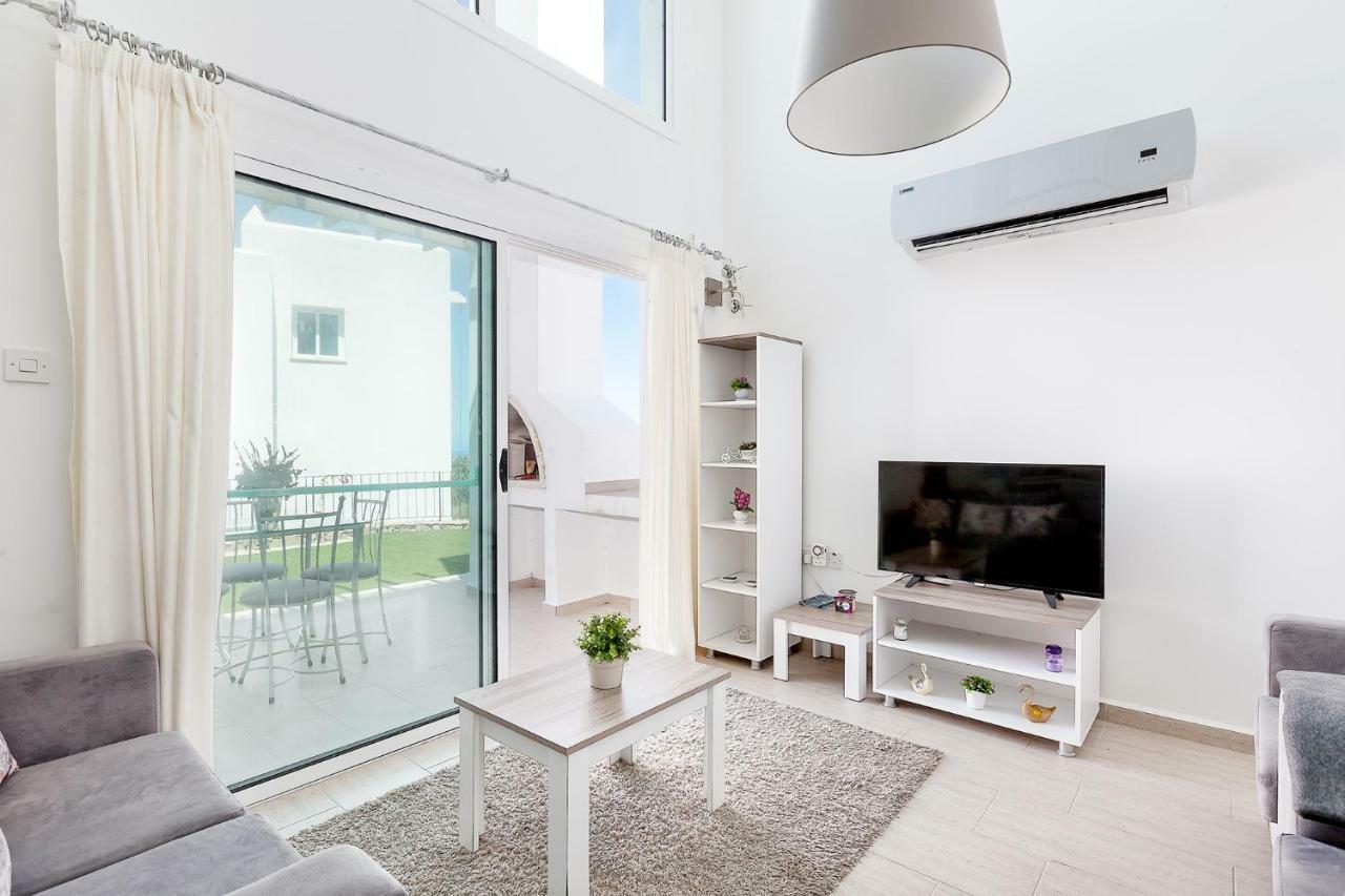 Seaview Selvi Village Apt Vasilia Exterior foto